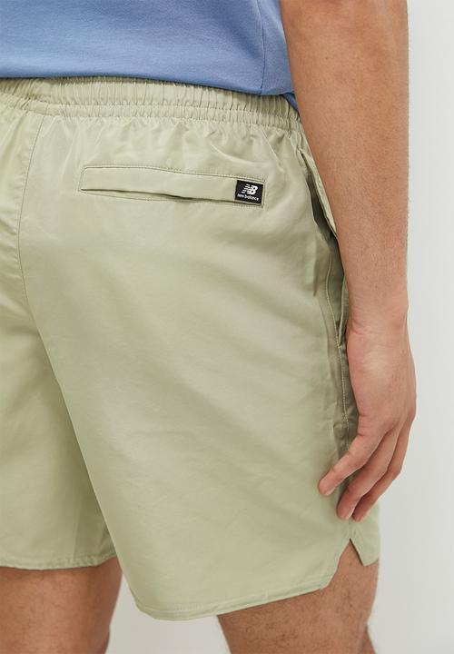New Balance  - NB Essentials Woven Short - green