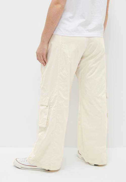 Cotton On - Plus Hayden Cargo Pant - Dove Grey