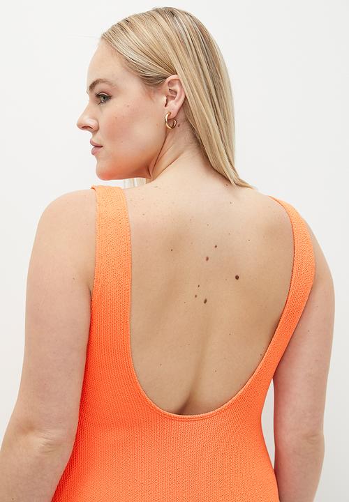 Cotton On - Plus Scoop Back One Piece Cheeky - Pomelo Crinkle