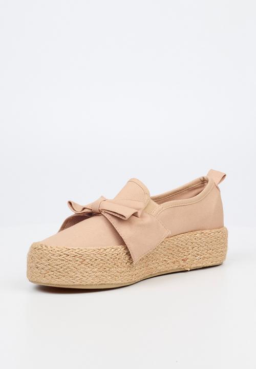 Miss Black - Quebec9 platform sneaker - taupe