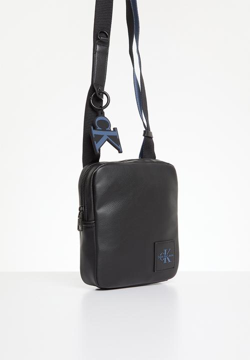 Calvin Klein - Ck tagged reporter18 - black