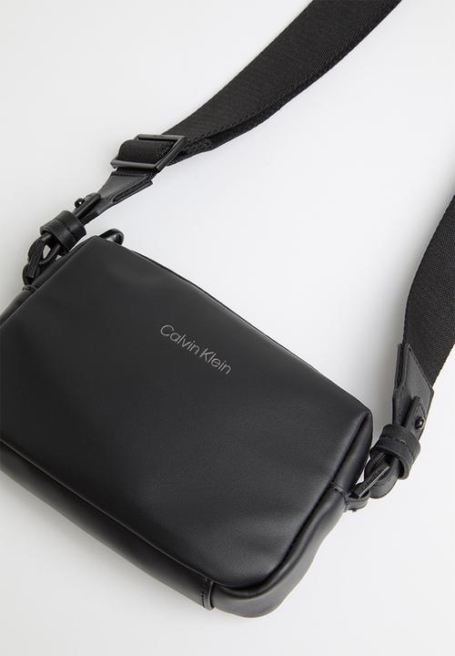 Calvin Klein - Ck must camera bag s smo - ck black 