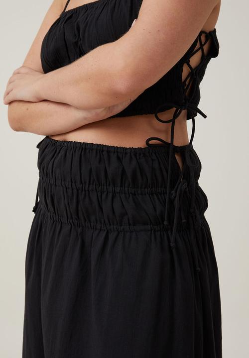 Cotton On - Plus lucy shirred xaxi skirt - black