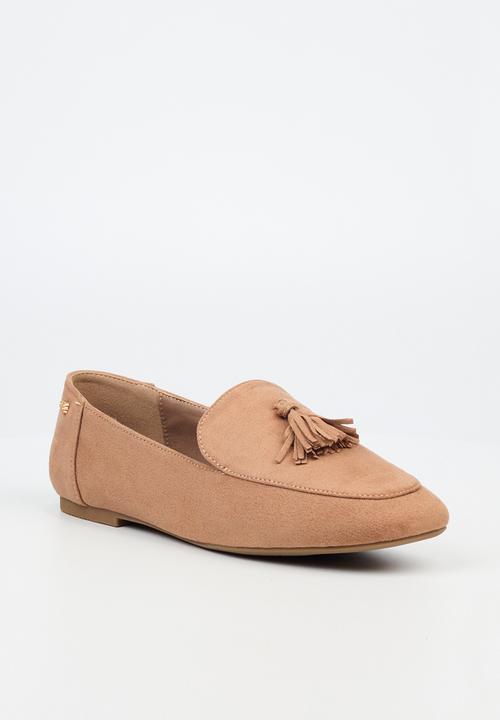 Miss Black - Jipsy stud detail loafer - taupe