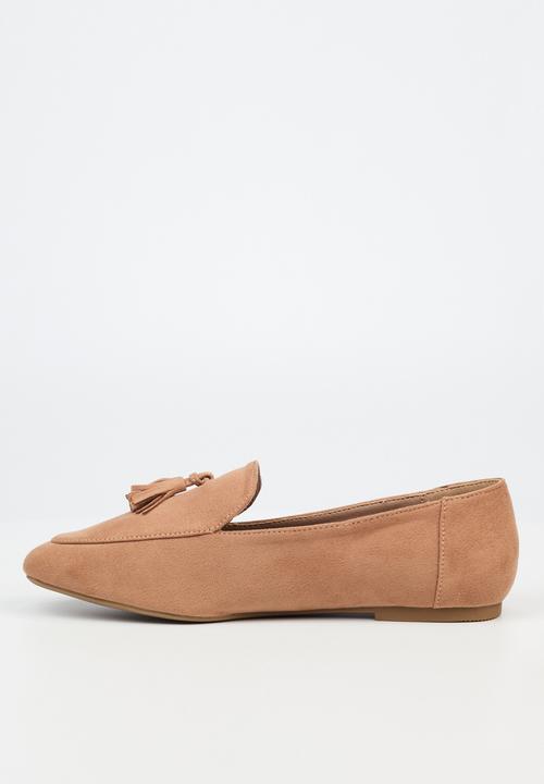 Miss Black - Jipsy stud detail loafer - taupe
