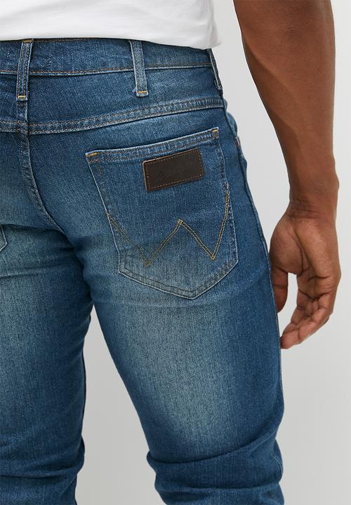 Wrangler - Greesboro Regular Tapered -  Authentically Worn