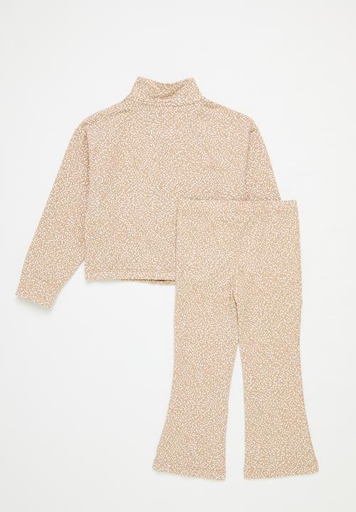 Nike - Nike notebook jacket and leggings set - hemp