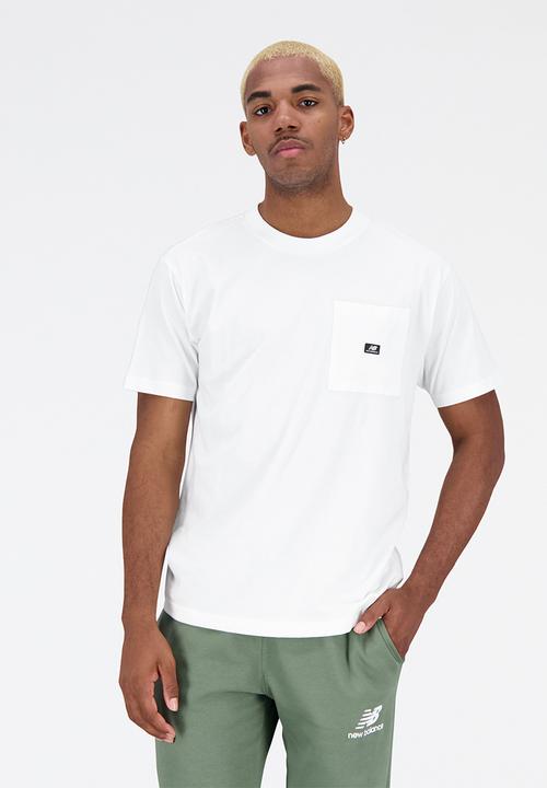 New Balance  - NB essential stacked logo pocket tee - white