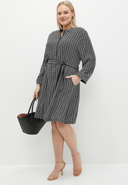 POLO - Plus lily monogram long sleeve belted dress - black