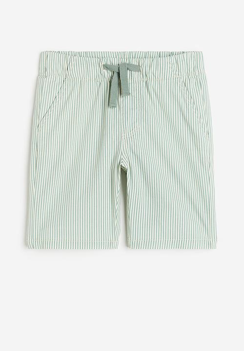 H&M - Cotton shorts - sage green striped 
