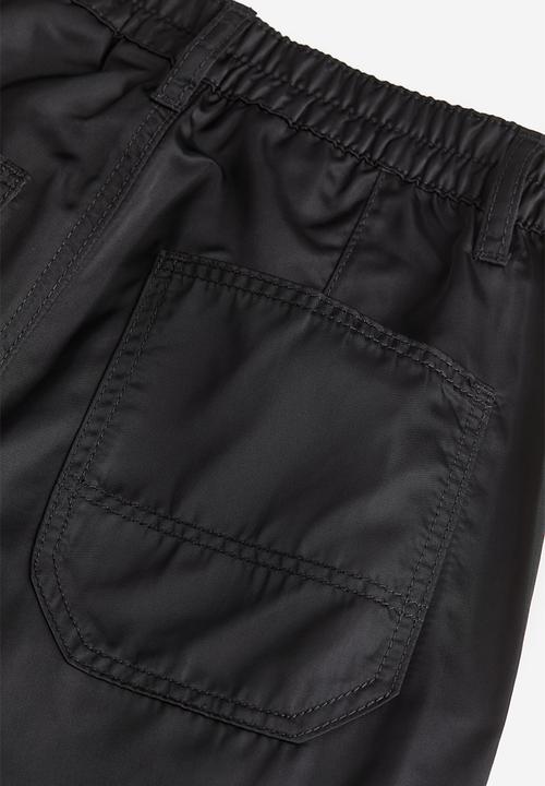 H&M - Wide cargo trousers - black