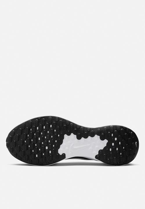 Nike - Nike revolution 7