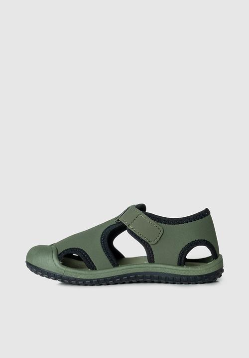 SOVIET - I singh - olive & black