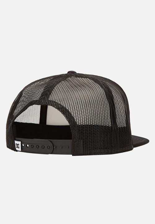 DC - Gas station trucker - white & black