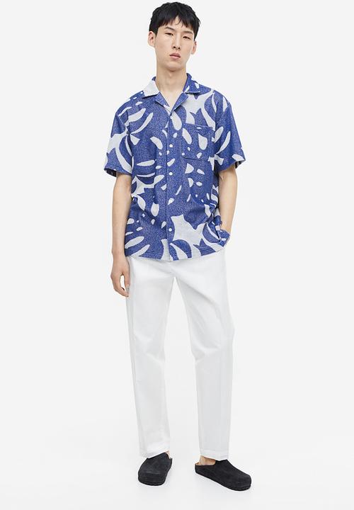 H&M - Regular fit terry resort shirt - blue leaf-patterned