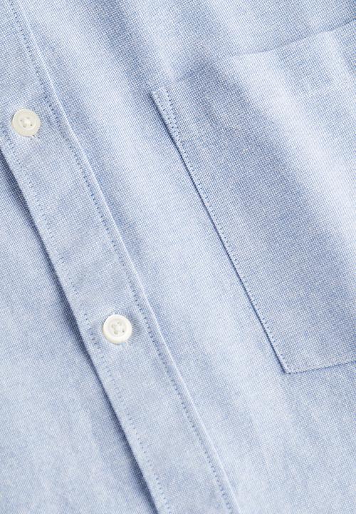 H&M - Relaxed fit short-sleeved oxford shirt - light blue 