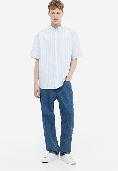 H&M - Relaxed fit short-sleeved oxford shirt - light blue white striped