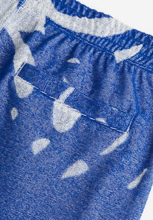 H&M - Regular fit terry shorts - blue leaf-patterned 