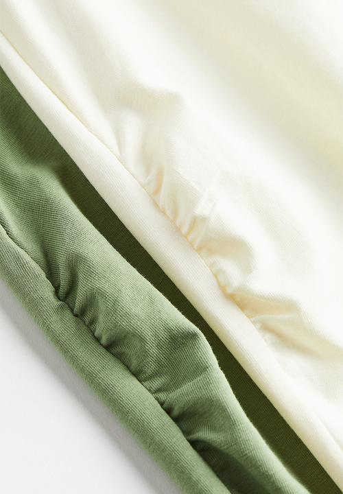 H&M - Mama 2-pack cotton t-shirts - green & cream 