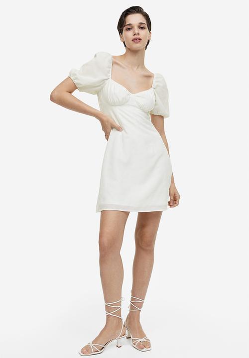 H&M - Puff-sleeved crêpe dress - cream 