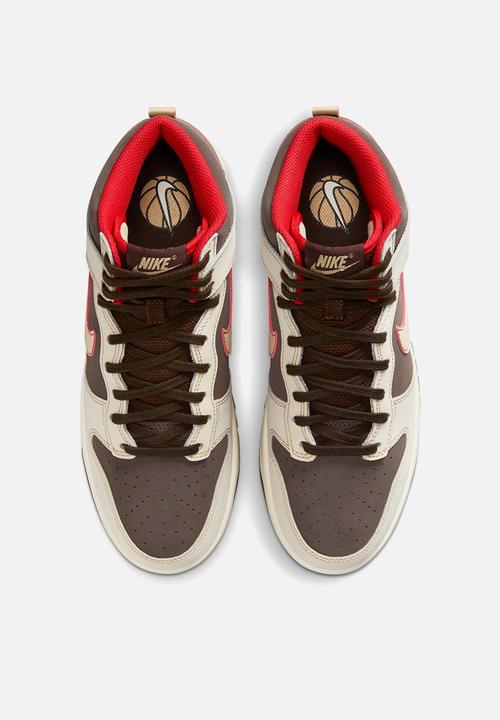 Nike - Dunk High Retro SE