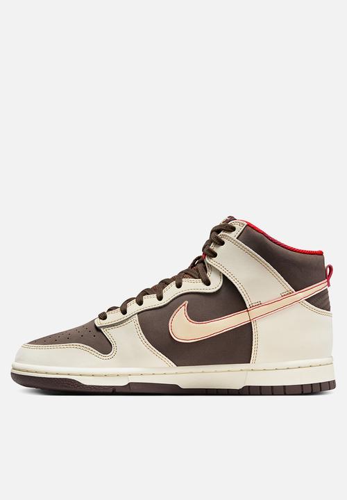 Nike - Dunk High Retro SE