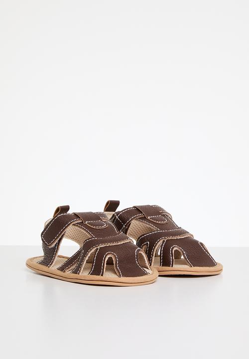 Pop Candy - Baby closed to sandals - brown