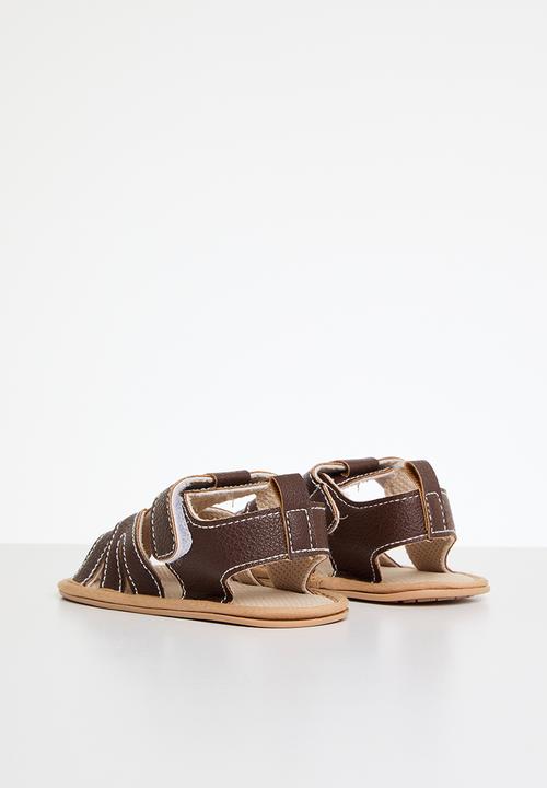 Pop Candy - Baby closed to sandals - brown