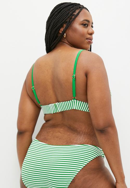 Cotton On - Plus Fixed Triangle Bikini Top - Cactus Green Stripe Crinkle