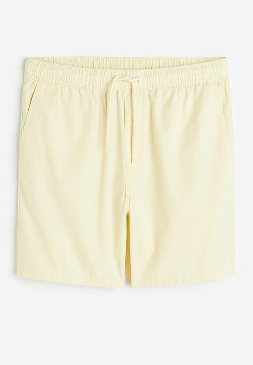 H&M - Regular fit cotton shorts - yellow