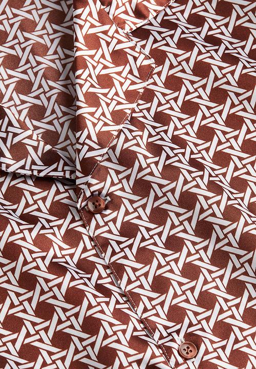 H&M - Regular fit pyjama shirt and shorts - brown patterned