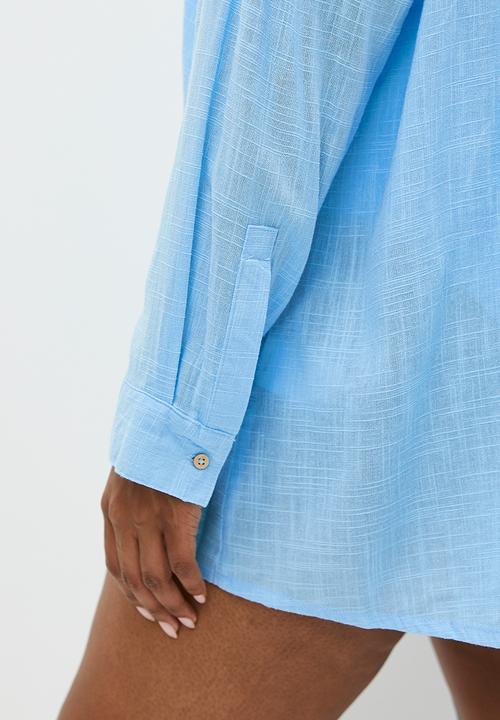 Cotton On - Plus Swing Beach Shirt - Washed Blue Sky