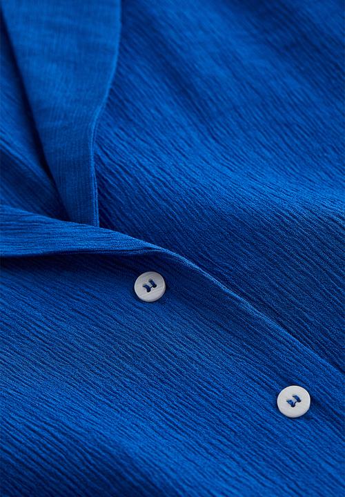 H&M - Crinkled resort shirt - bright blue - 1157280003