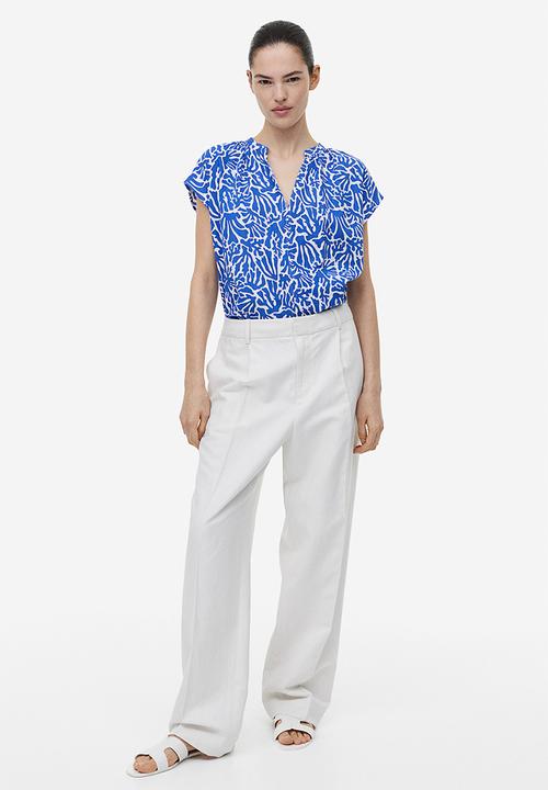 H&M - V-neck blouse - bright blue patterned
