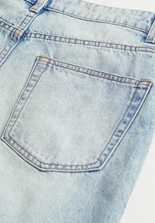 H&M - High waist bermuda shorts - light denim blue