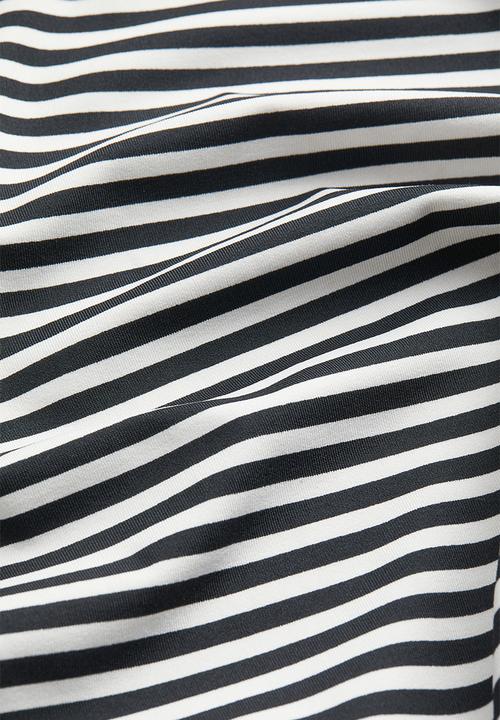 H&M - Off-the-shoulder top - black & white striped