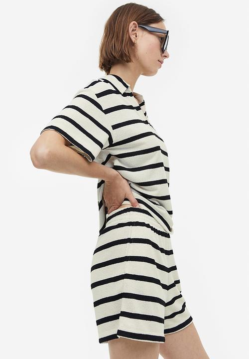 H&M - Jersey shorts - cream/striped