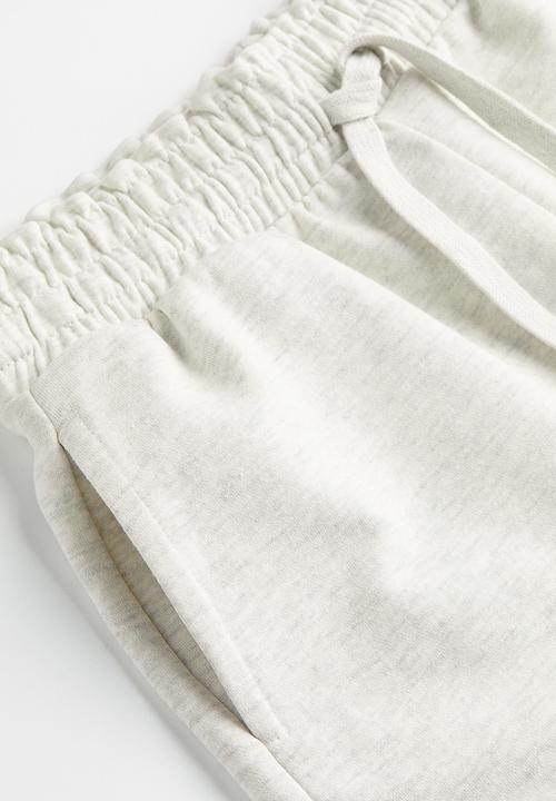 H&M - Paper bag sweatshirt shorts - grey