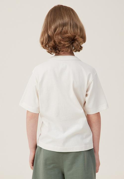 Cotton On - Jonny short sleeve print tee - dark vanilla/enjoy the ride reindeer
