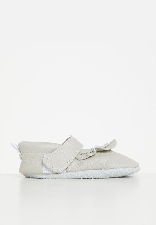 Pitta-Patta Shoes - Mary jane frill - all sand1