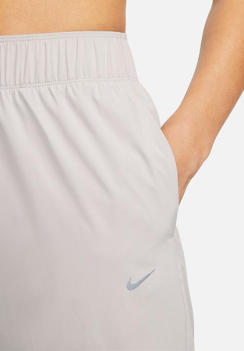 Nike - W Nk Fast Df Mr 7/8 Pant - Lt Iron Ore/Reflective Silv