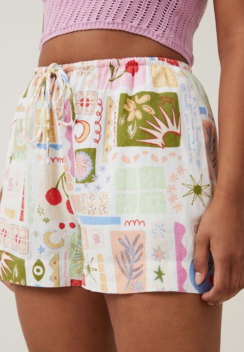 Cotton On - Haven Short - Summer Solstice White