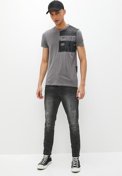 S.P.C.C - Danyan tee - iron grey