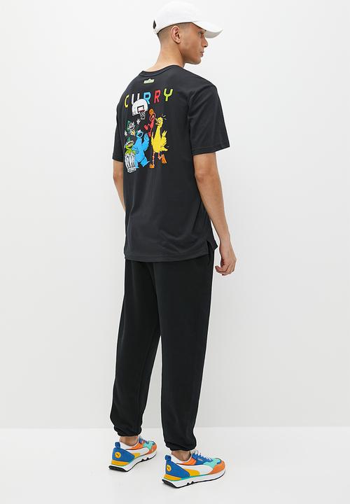 Under Armour - Curry sesame st graphic tee - black