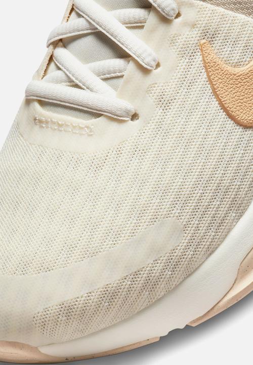 Nike - Zoom Bella 6