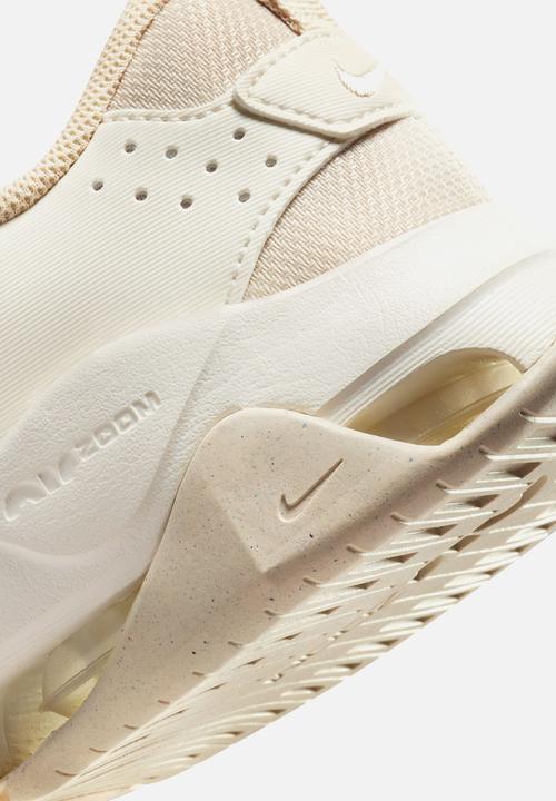 Nike - Zoom Bella 6