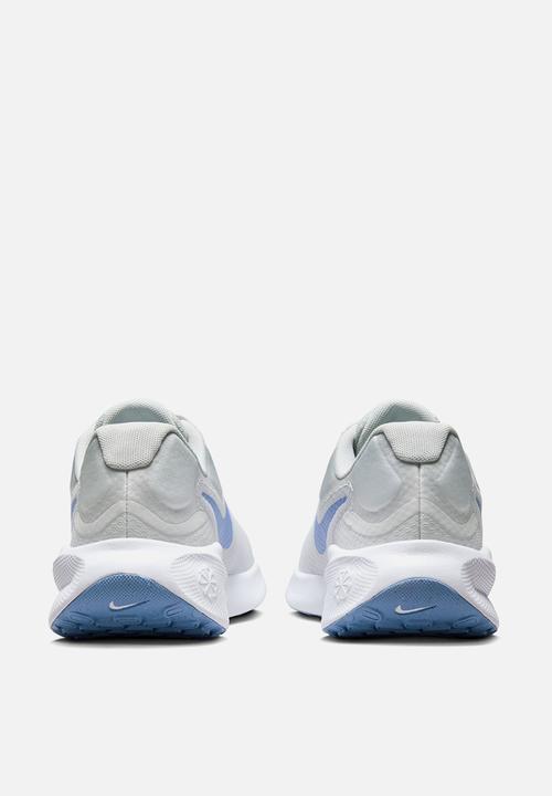 Nike - Revolution 7