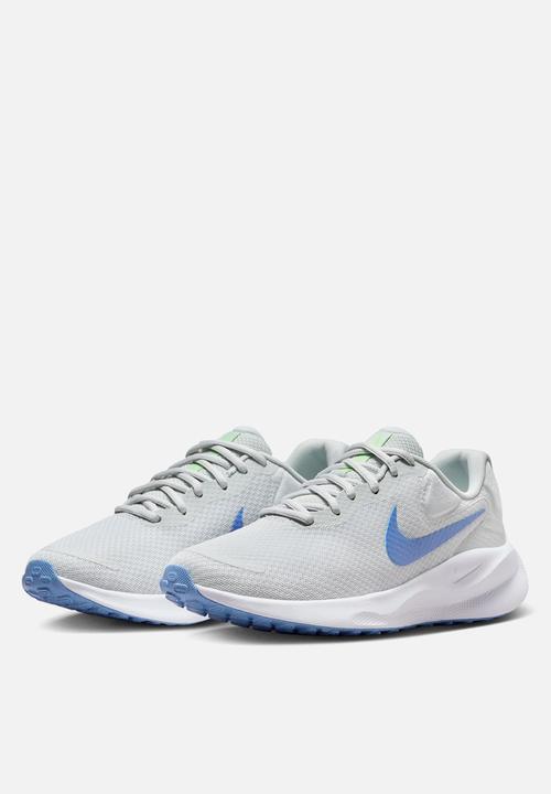 Nike - Revolution 7