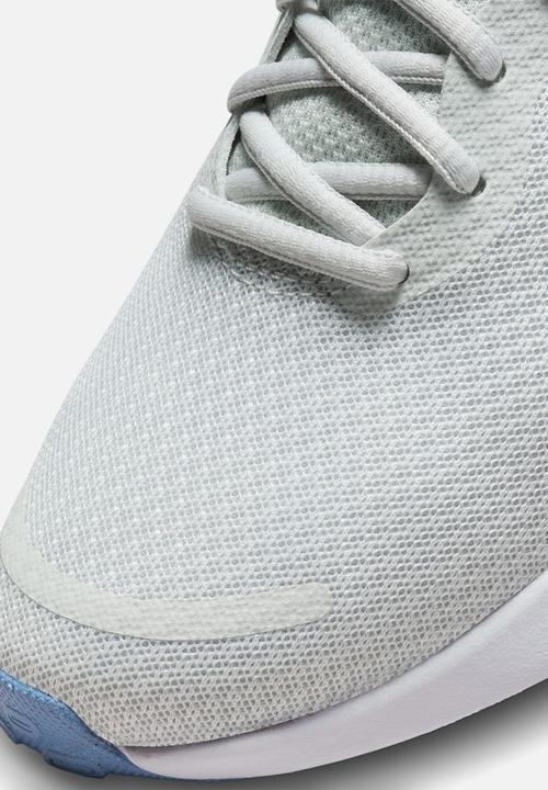 Nike - Revolution 7