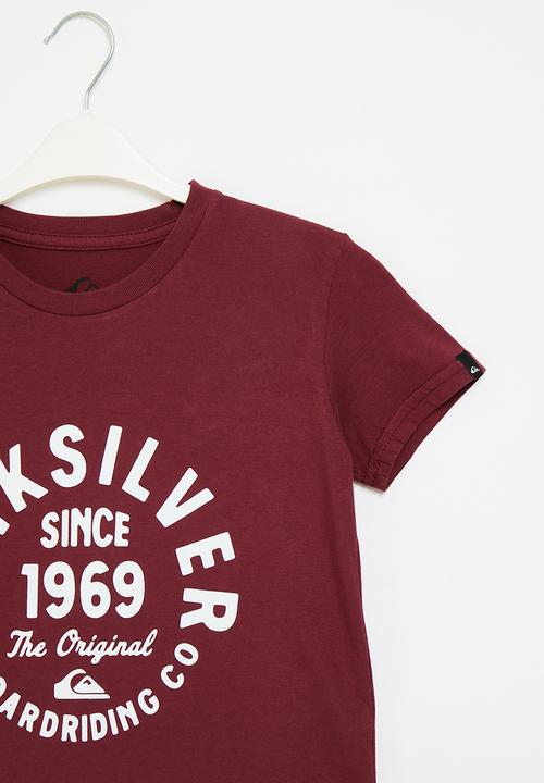 Quiksilver - CirclCircled script front short sleeve boy - tibetan red
